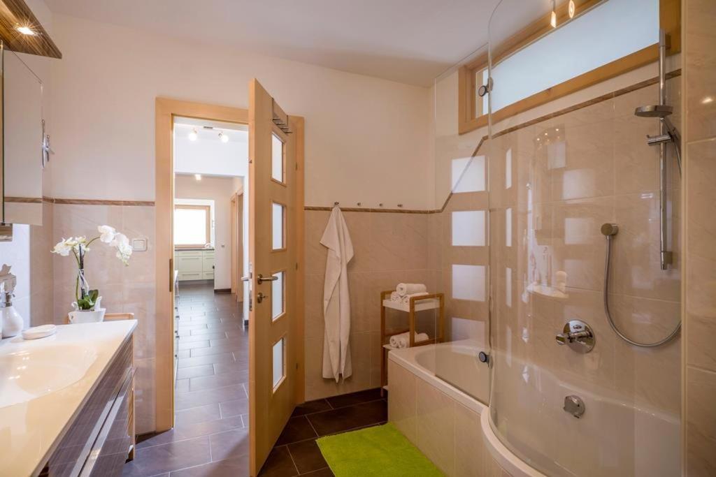 אלמאו Appartements Linda מראה חיצוני תמונה